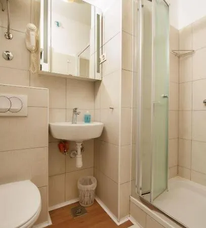 Centar 2 Private With Ensuite And Kitchenette Daire *