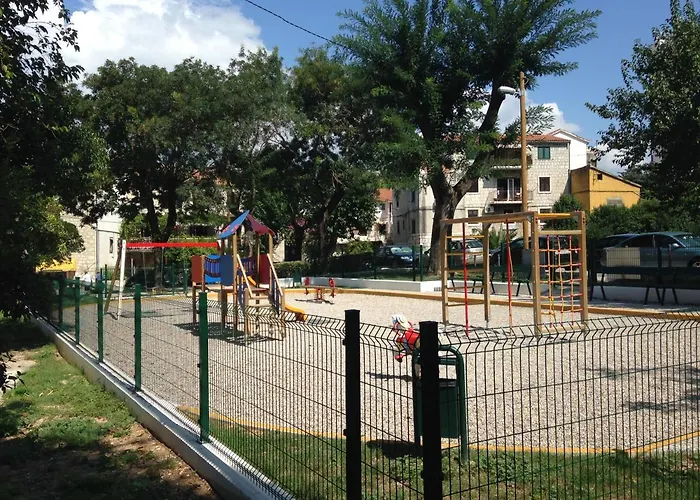 Centar 2 Private With Ensuite And Kitchenette Apartment Split